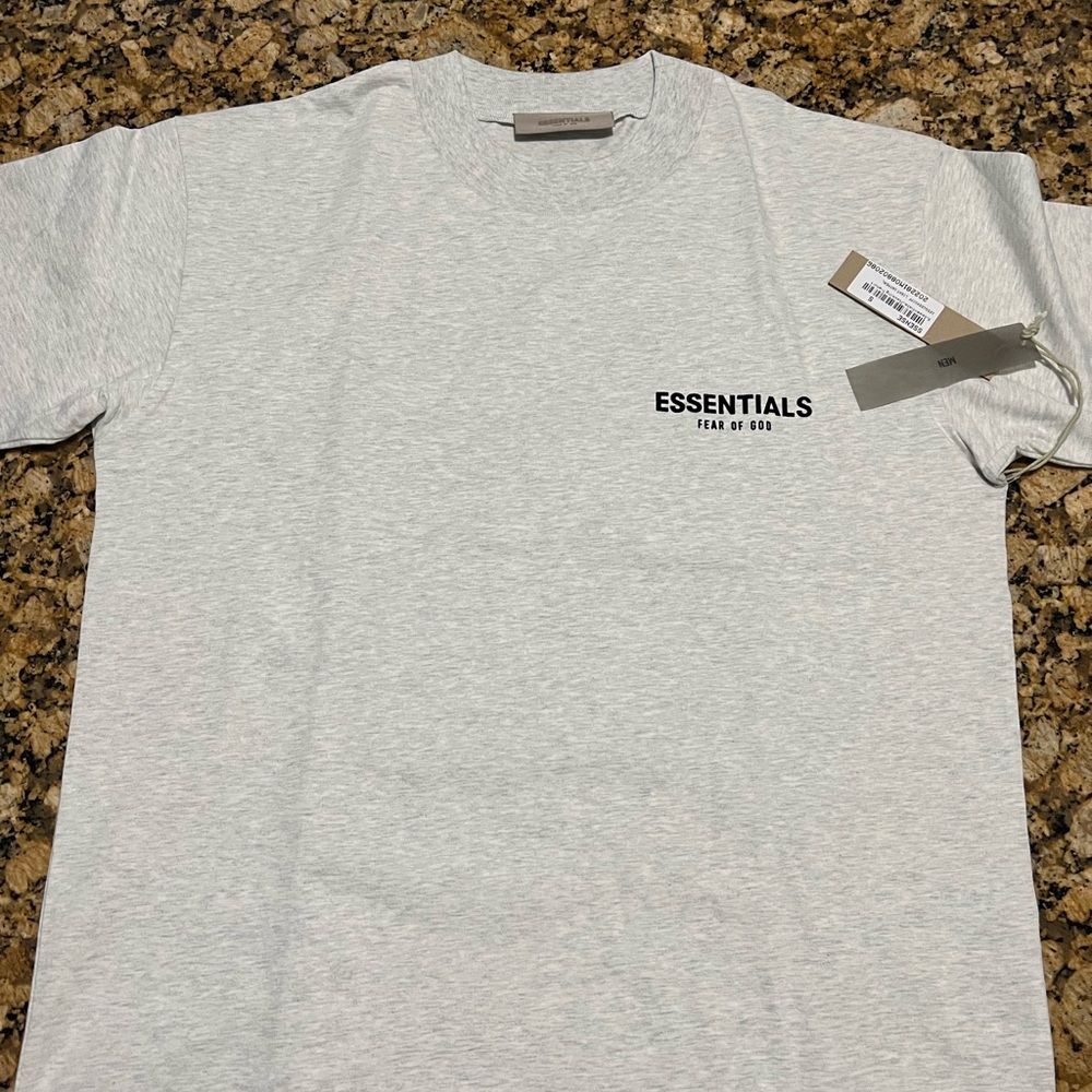 Light Oat essentials t shirt
